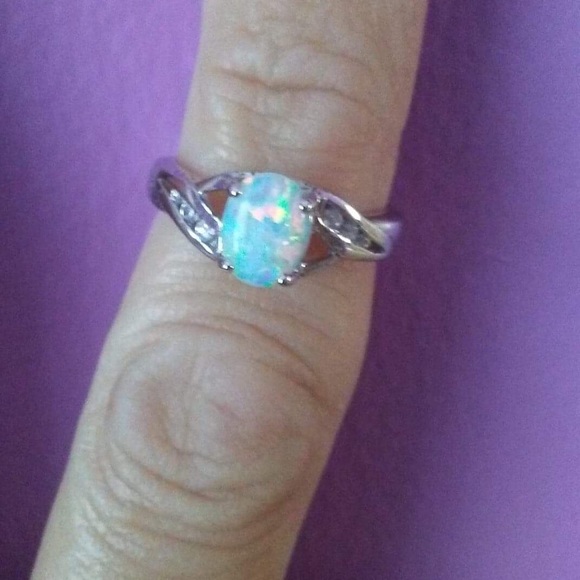 Opal Ring - Picture 4 of 5